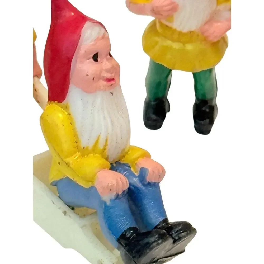 Vtg Snow White +6 Dwarfs Mini Figurines Cake Topper Decorations Birthday